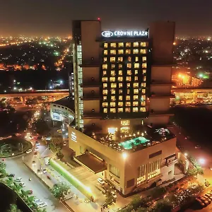 ***** Hotel Crowne Plaza New Rohini By Ihg Indien